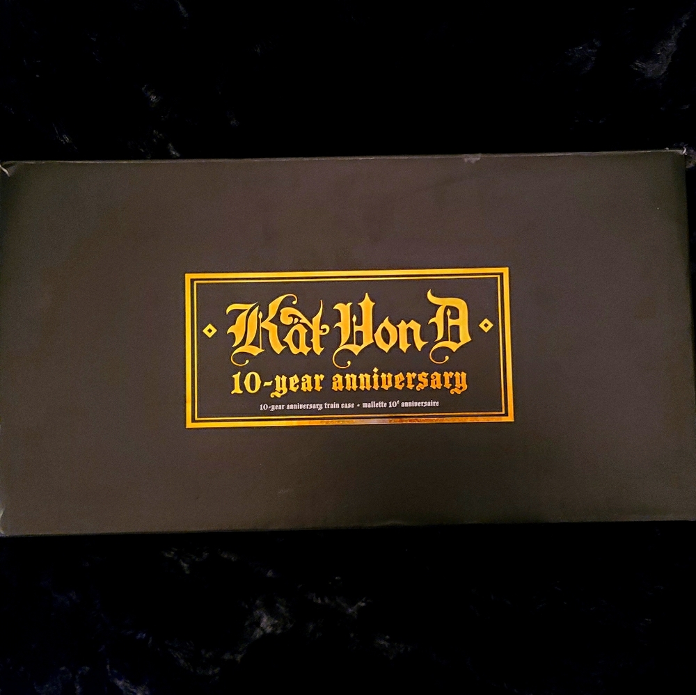 RARE Autographed KVD 10th Anniversary Train Case